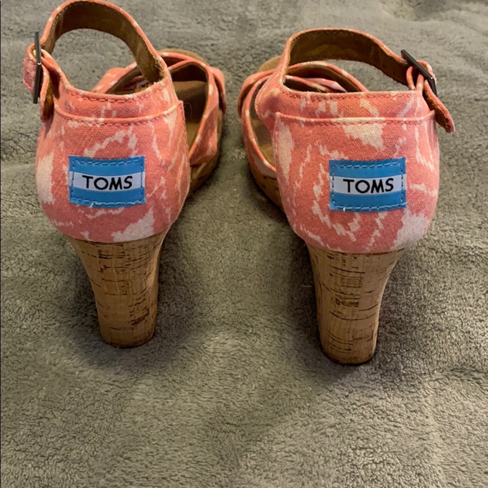 Tom Wedges - Picture 7 of 7